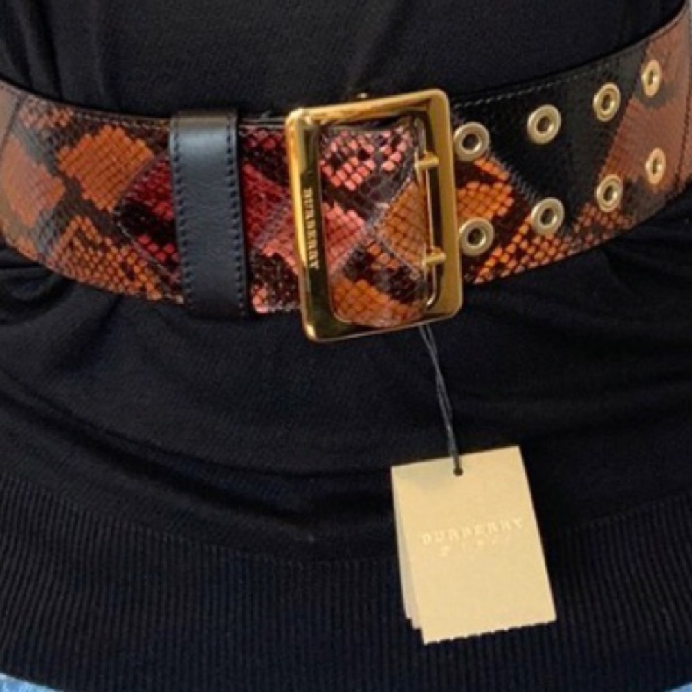 Burberry belt Authentic
